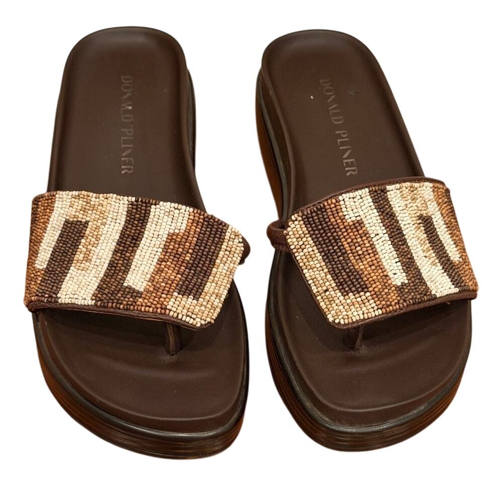 Donald Pliner Fifi Sandals Brown Colorway Mosaic Pattern Beaded Strap Size 6.5
